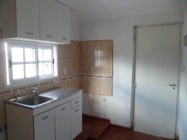 ALQUILER PH 2 ambientes con patio