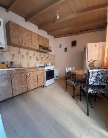 VENTA - Chalet 3 ambientes con Departamento