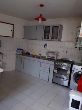 VENTA- PERMUTA CHALET 7 AMBIENTES