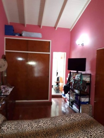 VENTA- PERMUTA CHALET 7 AMBIENTES