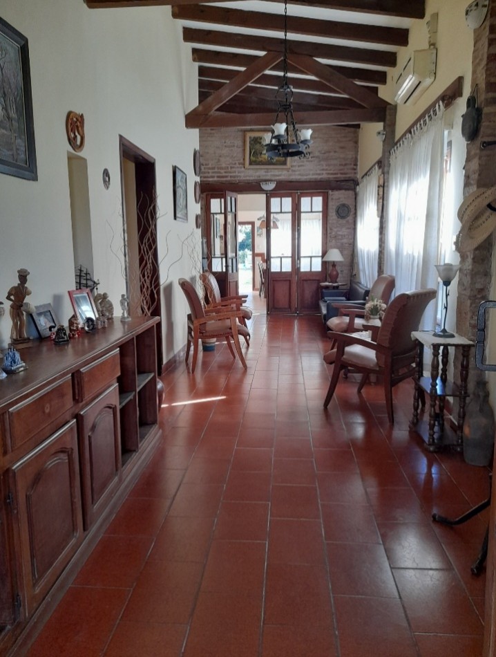 VENTA- Amplio Chalet Muy Buen Estado