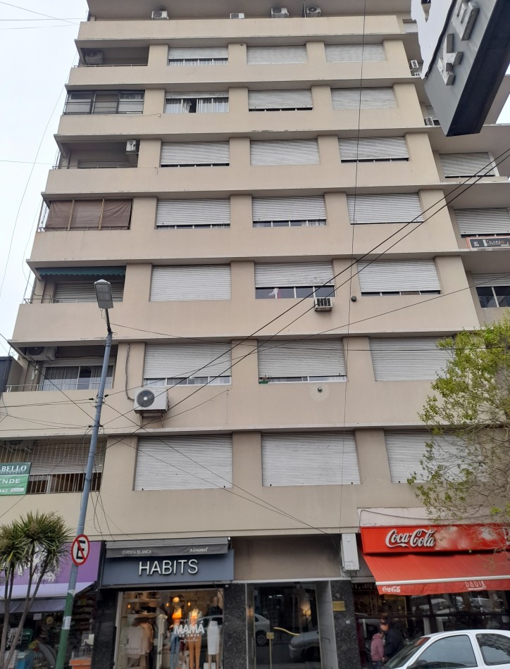 ALQUILER- Departamento 3 ambientes