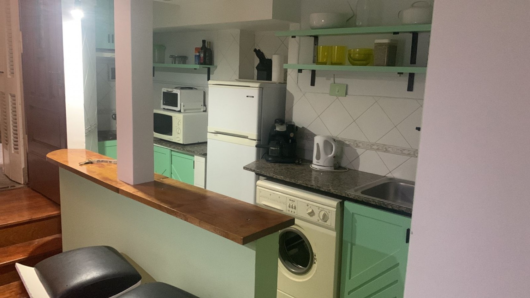 VENTA- PH 2 AMBIENTES AMOBLADO