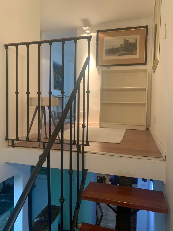 VENTA- PH 2 AMBIENTES AMOBLADO