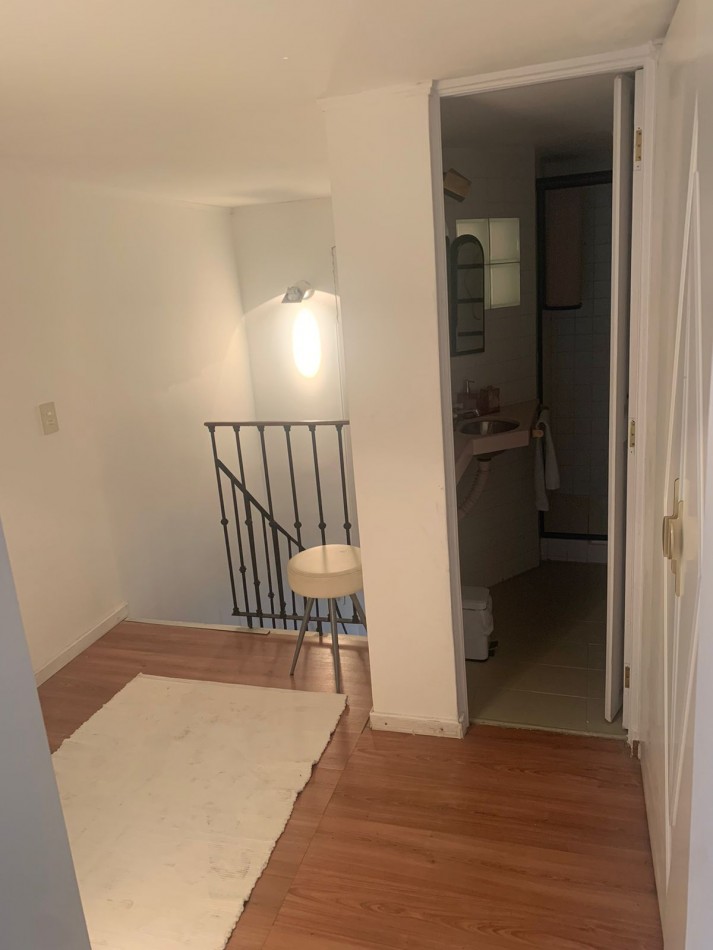 VENTA- PH 2 AMBIENTES AMOBLADO