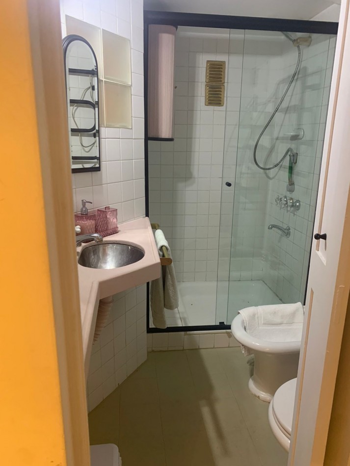 VENTA- PH 2 AMBIENTES AMOBLADO
