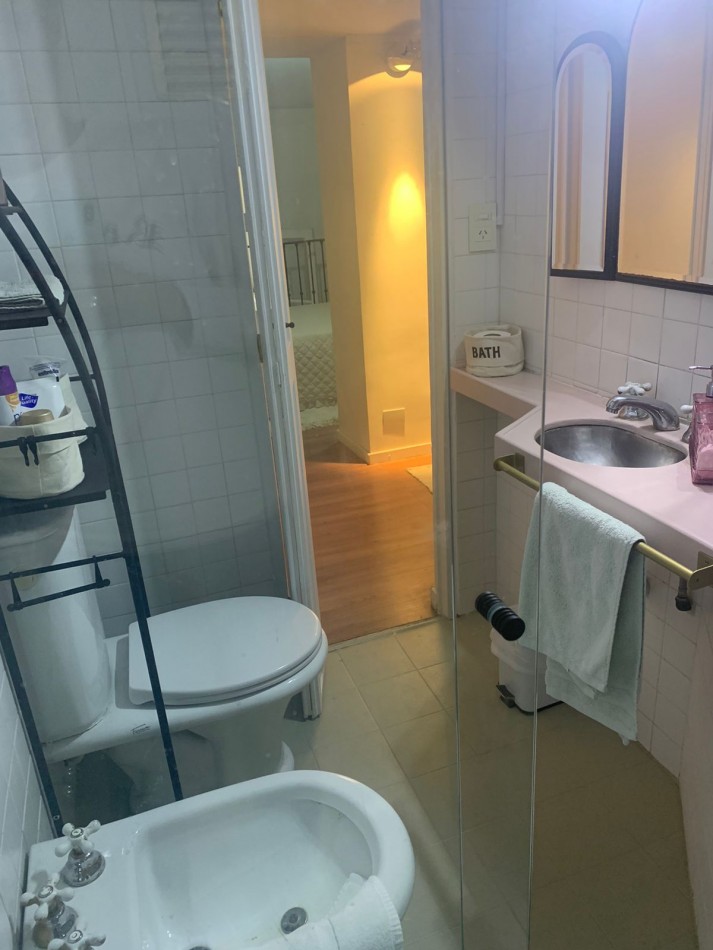 VENTA- PH 2 AMBIENTES AMOBLADO