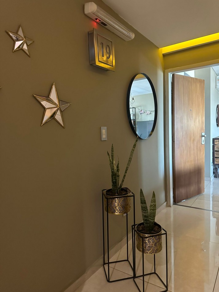 VENTA - PISO 4 AMBIENTES