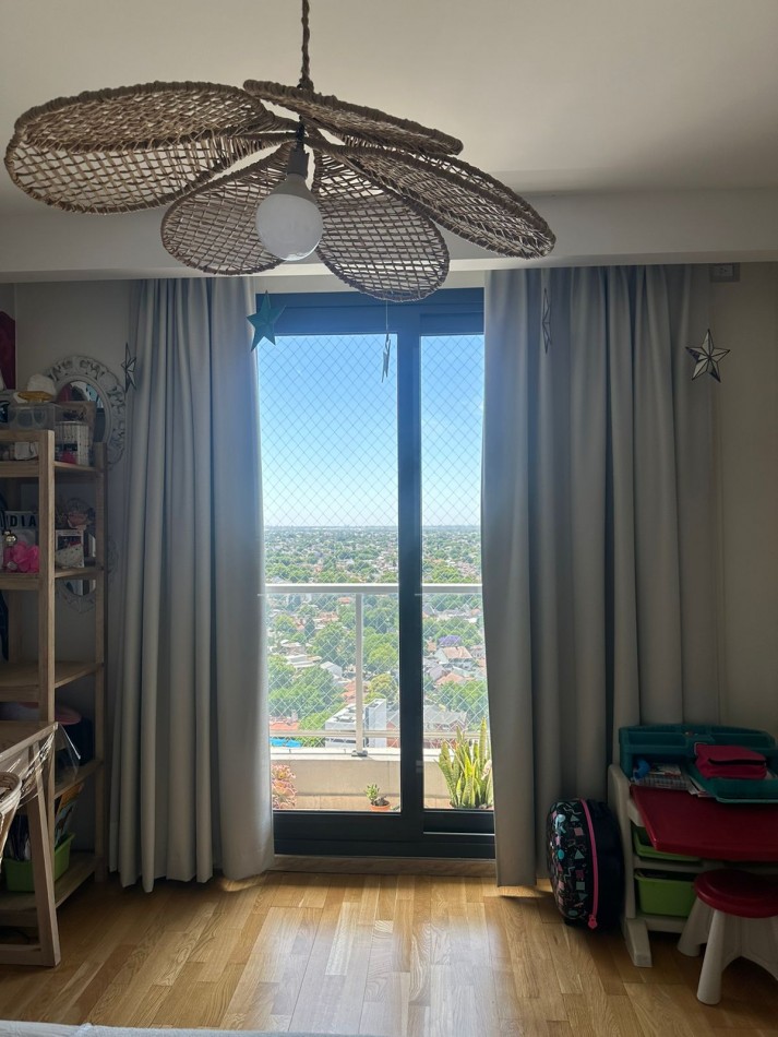 VENTA - PISO 4 AMBIENTES