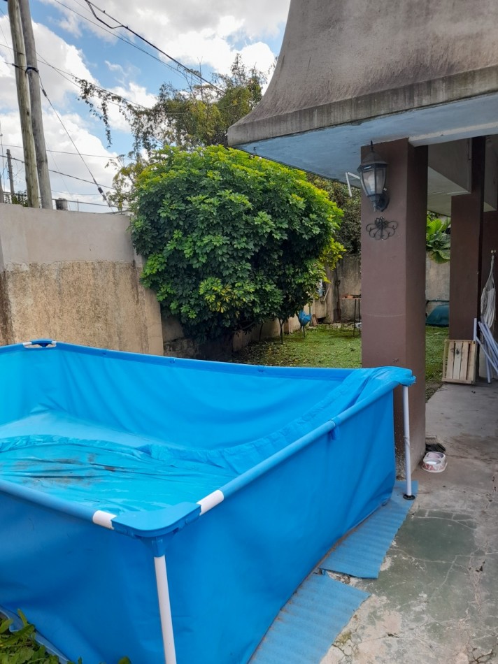 VENTA - CASA CON TERRENO