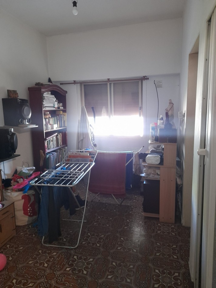 VENTA - CASA CON TERRENO