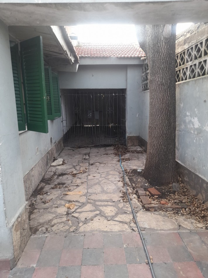 VENTA - Casa con amplio lote