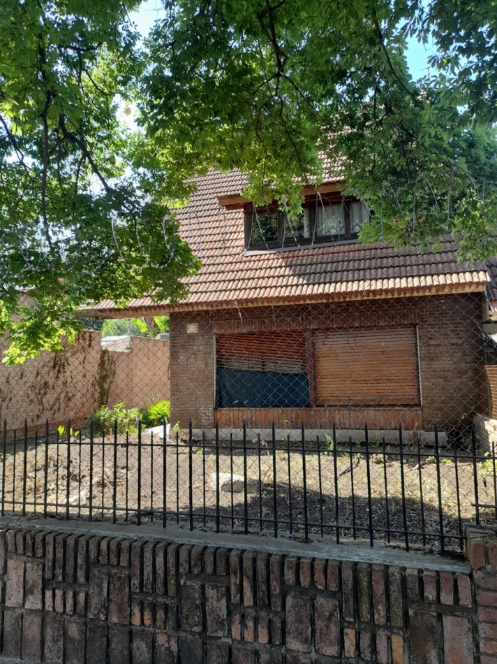 VENTA - Chalet muy buena ubicacion