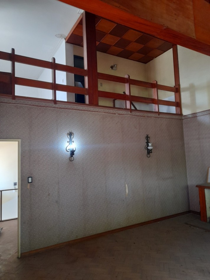 VENTA - Chalet muy buena ubicacion