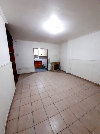 ALQUILER CASA 3 AMBIENTES