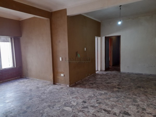 ALQUILER CASA 4 ambientes