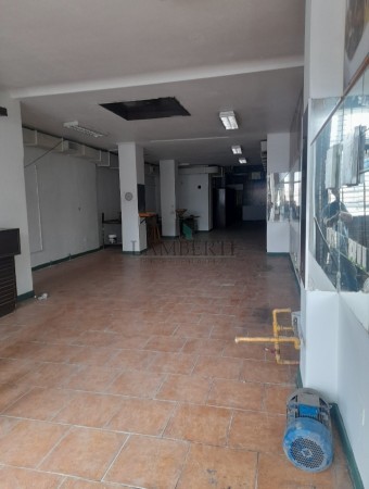 VENTA - LOCAL MUY BUENA UBICACION