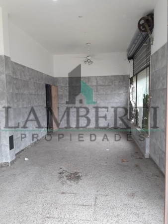 ALQUILER- LOCAL COMERCIAL sobre Laprida
