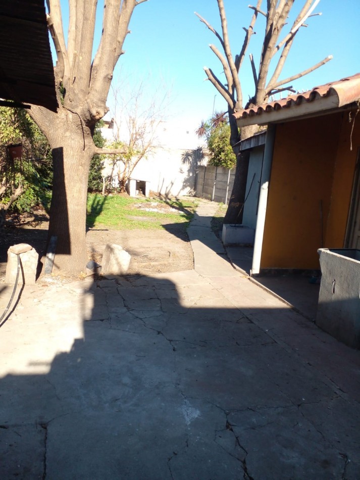 VENTA - Casa con amplio lote