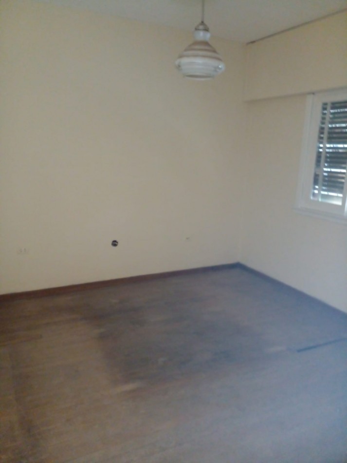 VENTA - Casa con amplio lote