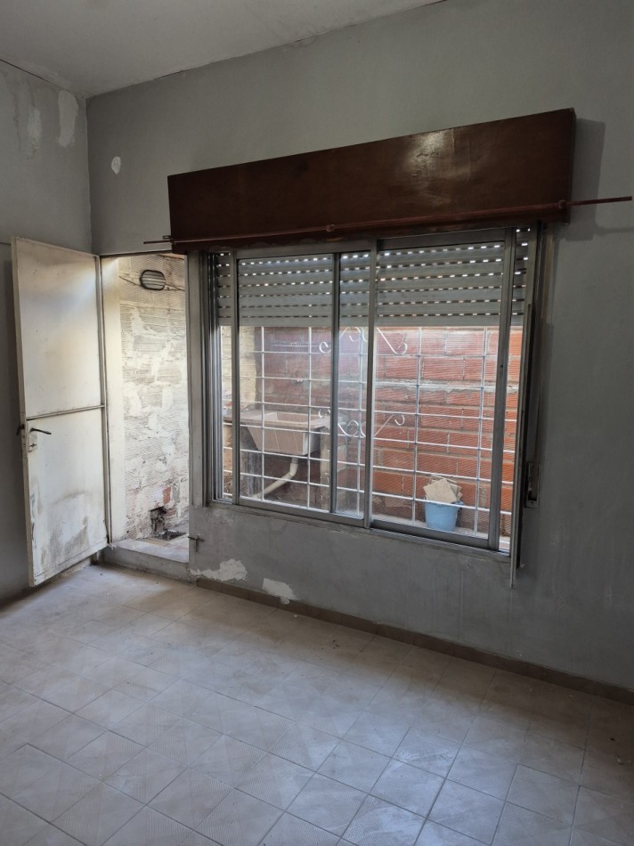 ALQUILER - PH al frente 3 ambientes