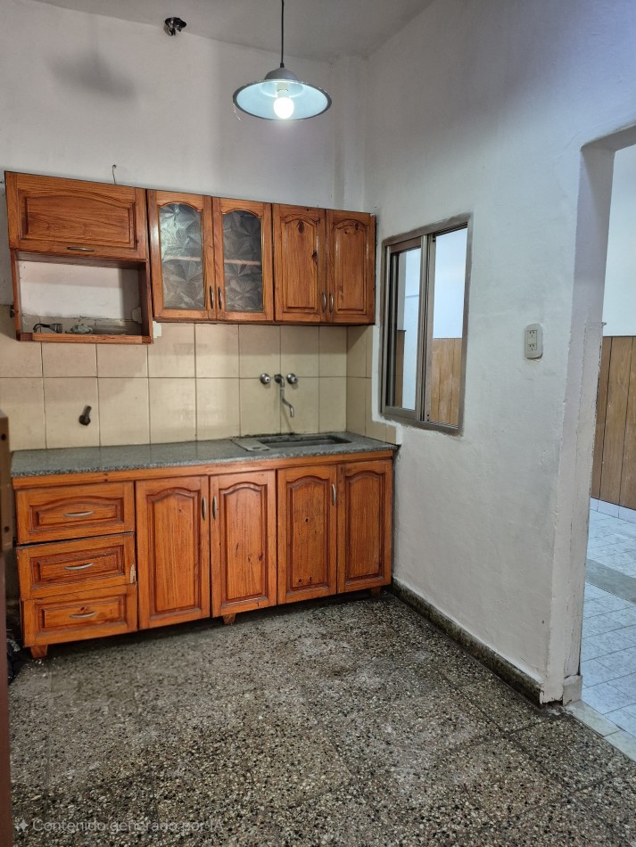 ALQUILER - PH al frente 3 ambientes