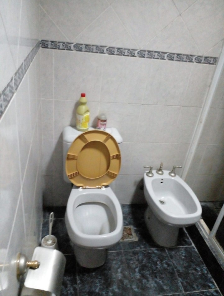 VENTA - CASA AMPLIA CON PATIO