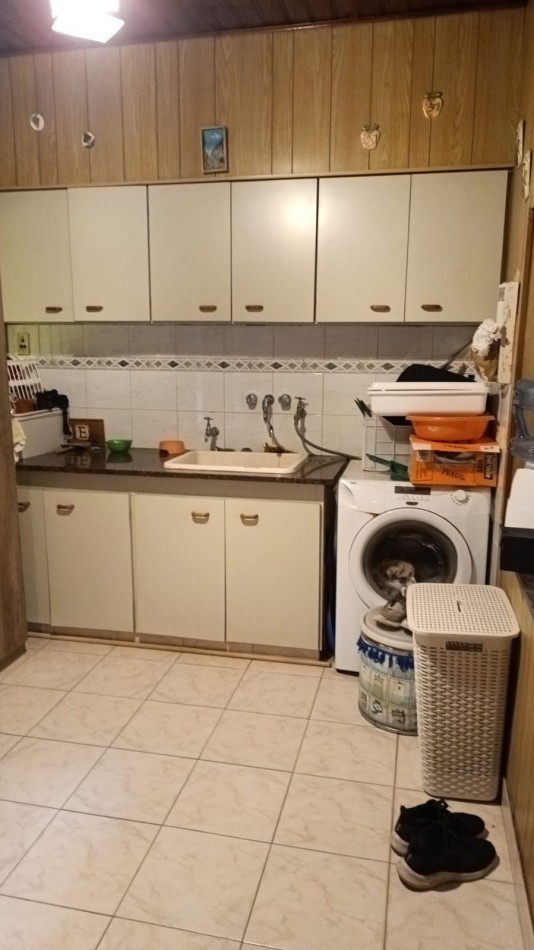 ALQUILER - Excelente Chalet