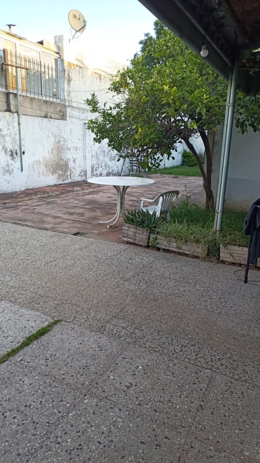 ALQUILER - Excelente Chalet