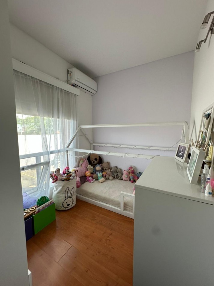 VENTA- Depatamento 3 ambientes buena ubicacion