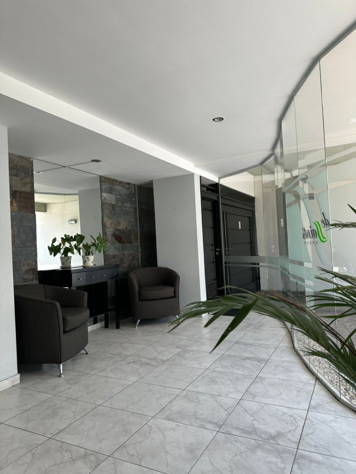 VENTA- Depatamento 3 ambientes buena ubicacion