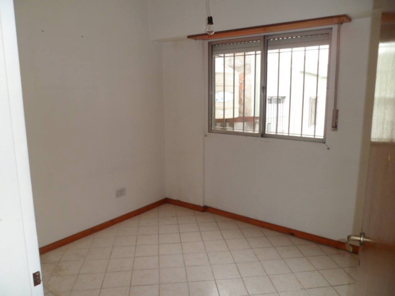 ALQUILER Departamento 3 ambientes