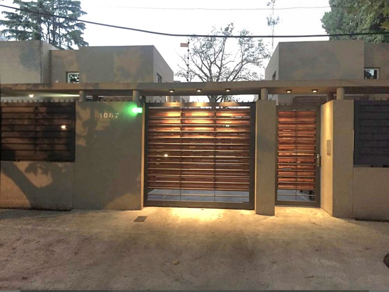 VENTA - DUPLEX EN ADROGUE