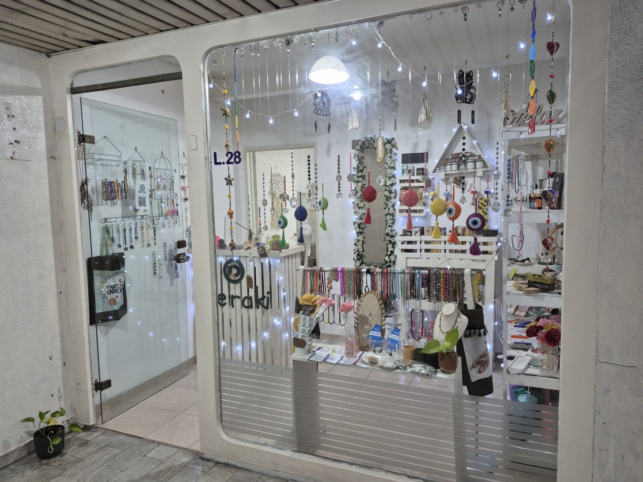 VENTA- LOCAL GALERIA VISION