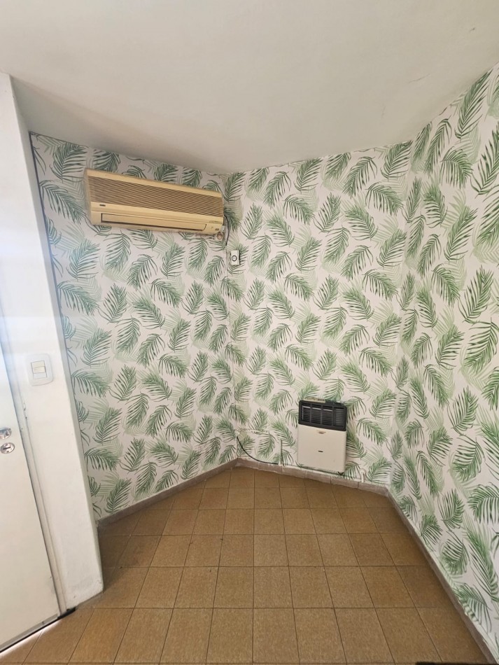 ALQUILER - AMPLIO PH 2 AMBIENTES CON PATIO