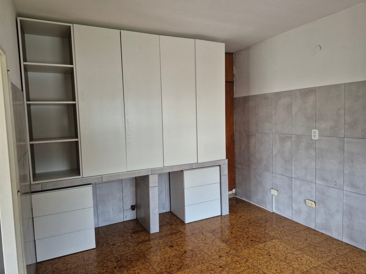 ALQUILER - AMPLIO PH 2 AMBIENTES CON PATIO