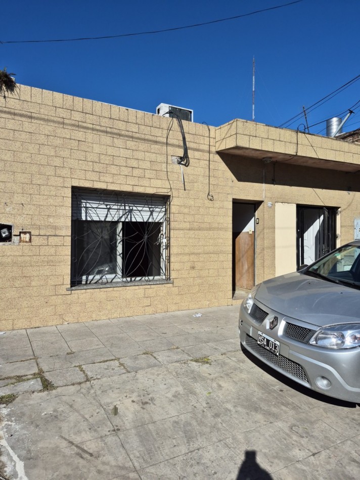 ALQUILER - PH al frente 3 ambientes