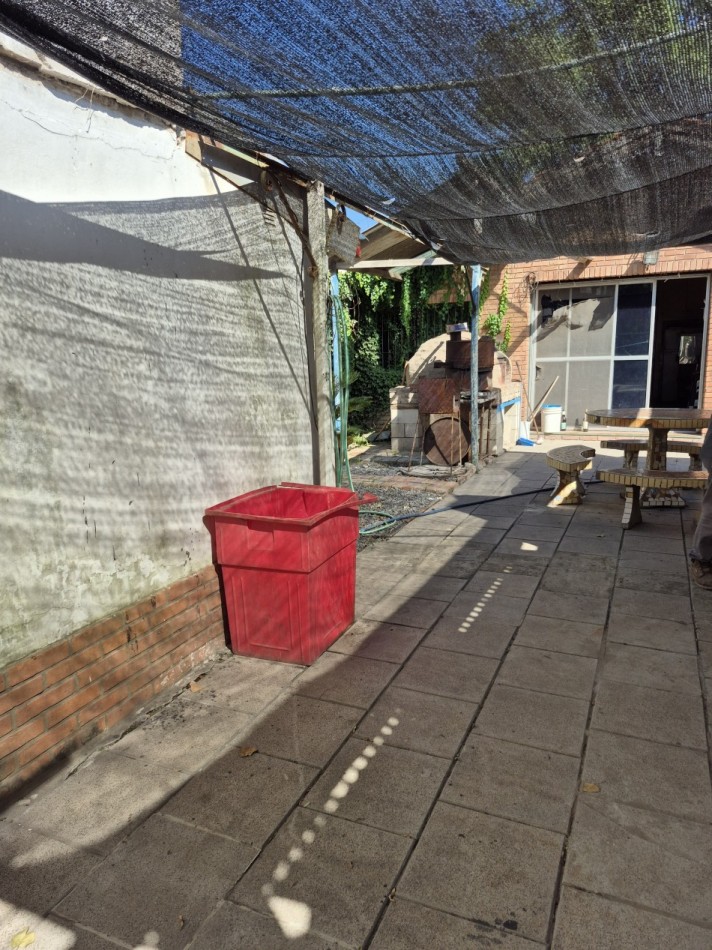 ALQUILER- CASA 4 AMBIENTES