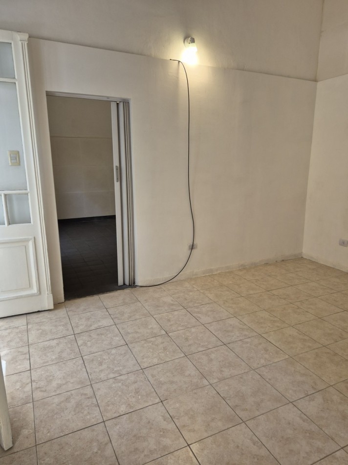 ALQUILER - PH 2 AMBIENTES