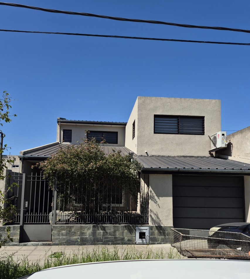 VENTA - CASA EN EXCELENTE ESTADO