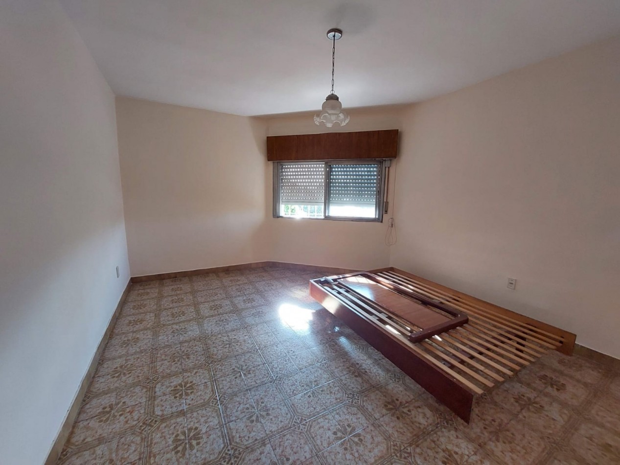 ALQUILER- CASA 3 AMBIENTES