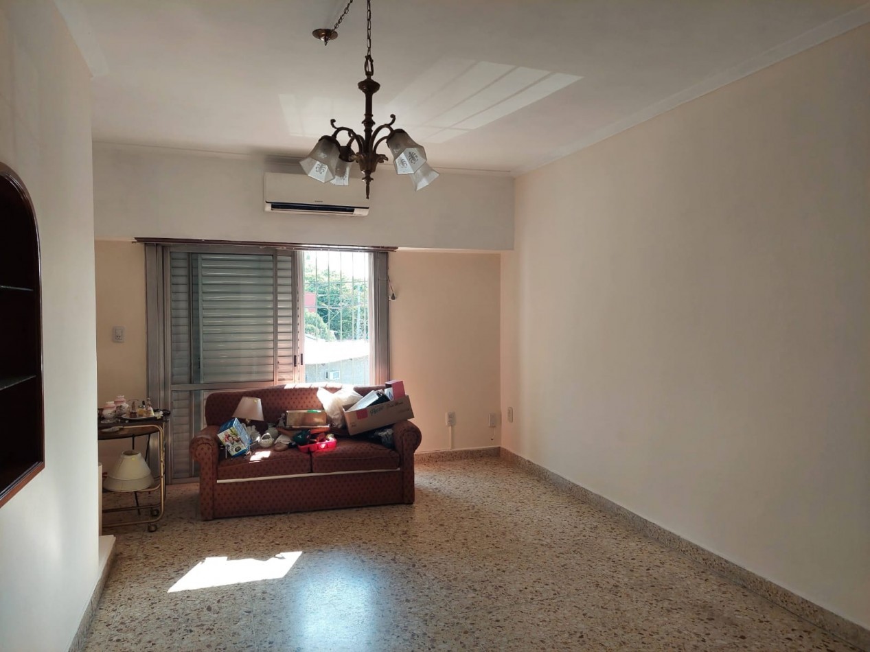 ALQUILER- CASA 3 AMBIENTES