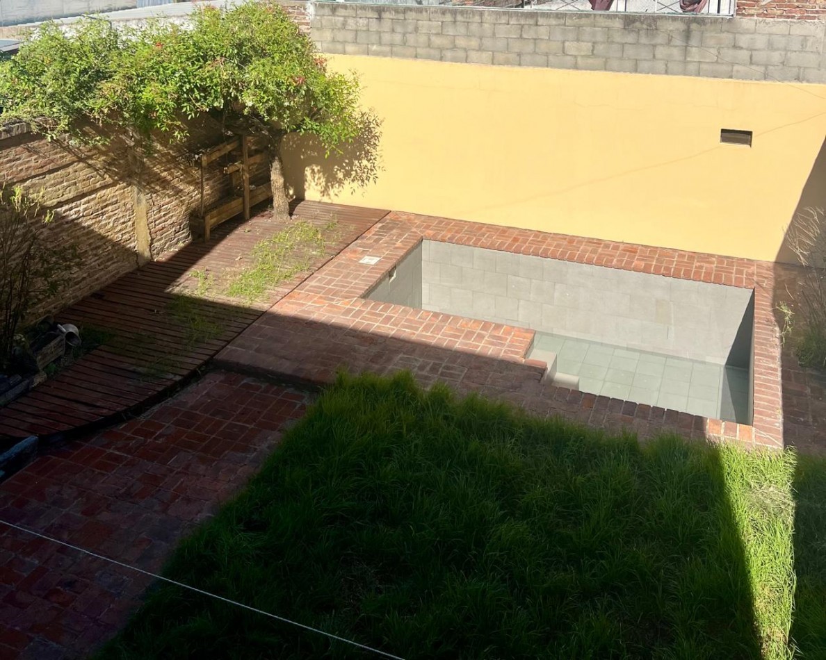 VENTA - CASA EN EXCELENTE ESTADO