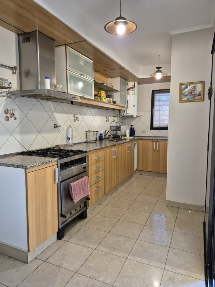 VENTA - CASA EN EXCELENTE ESTADO